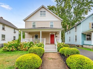 305 E Clark St, East Palestine, OH 44413
