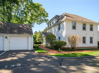 1 E Hayestown Rd UNIT 139, Danbury, CT 06811