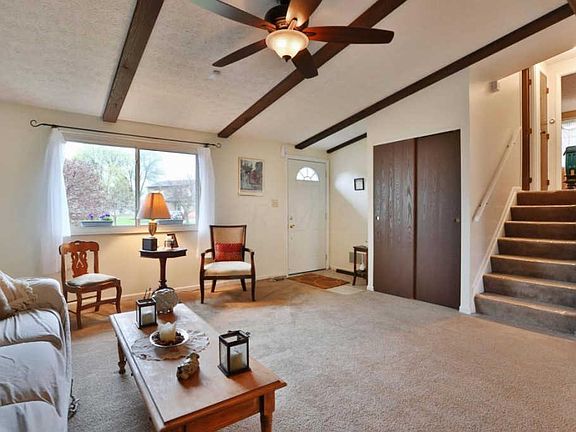 3rd image of 647 Blarney Stone Ct