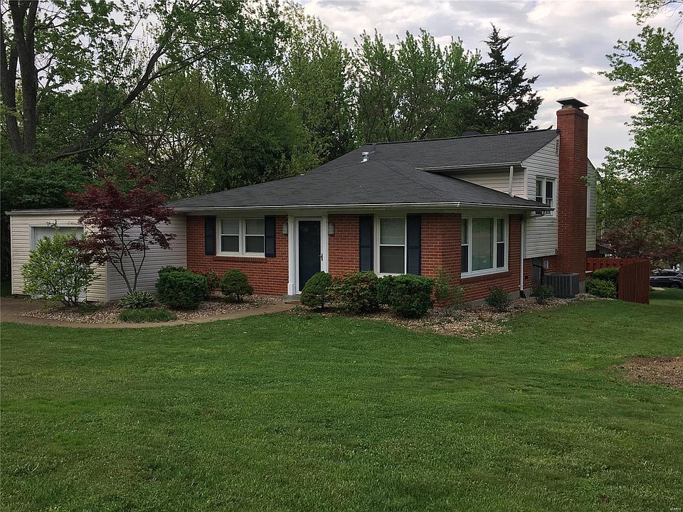 1st image of 10812 Larkspur Dr