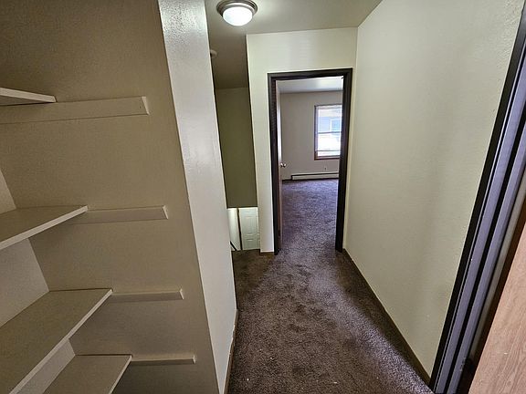 4th image of 814 W Hillcrest Dr #814H-C