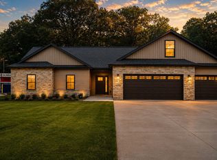 1601 Elderberry St SE, Demotte, IN 46310