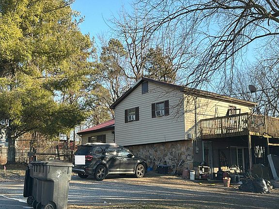 2nd image of 1167 Pratt Rd