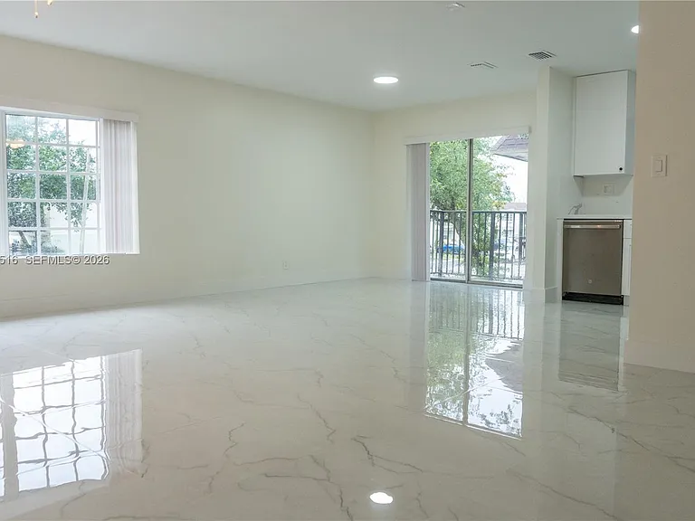 5400 NW 18th St #3N — Photo 32