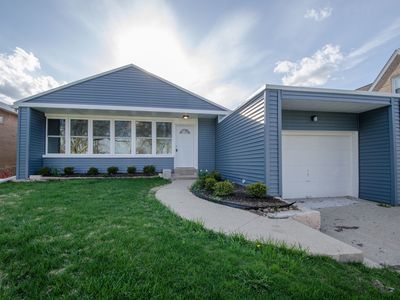 5932 N Richmond St, Chicago, IL, 60659