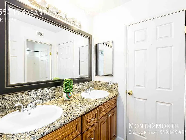 5554 Pheasant Dr — Photo 23