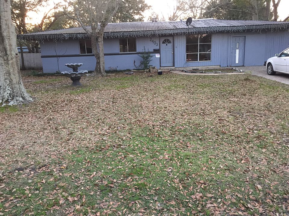 1st image of 2403 Fernwood St