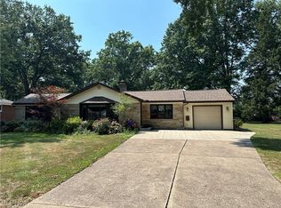 8004 Brentwood Rd, Mentor, OH 44060