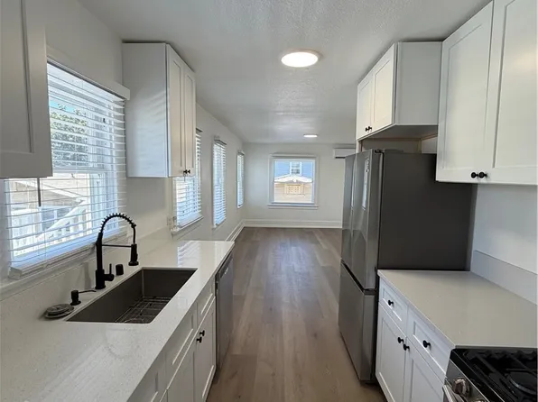 125 W Valencia Dr #A, Fullerton, CA 92832