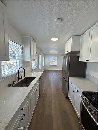 125 W Valencia Dr #A Photo 1