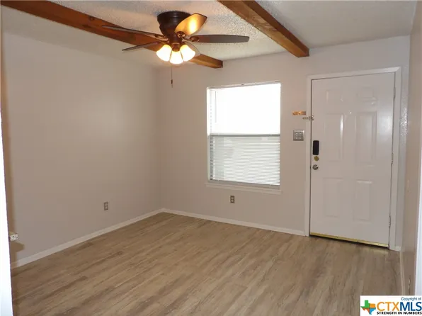 1624 Aquarena Springs Dr, San Marcos, TX 78666