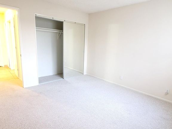 3rd image of 860 S Ardmore Ave APT 303