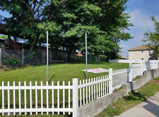 134-30 Garrett St, Queens, NY 11434