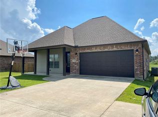 1531 Trisha Ct, Lake Charles, LA 70611