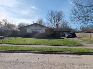 321 E Eppington Dr, Dayton, OH