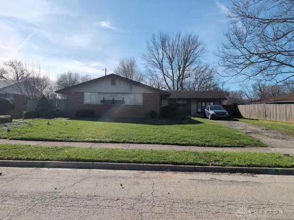 321 E Eppington Dr, Dayton, OH 45426