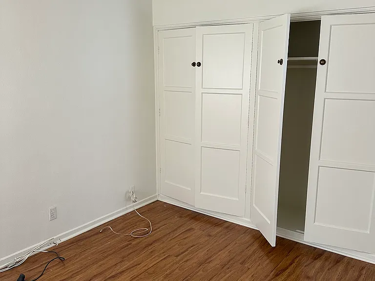 129 Claremont Ave — Photo 9