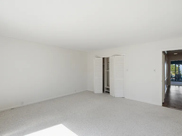 1806 Sebastian Dr — Photo 5