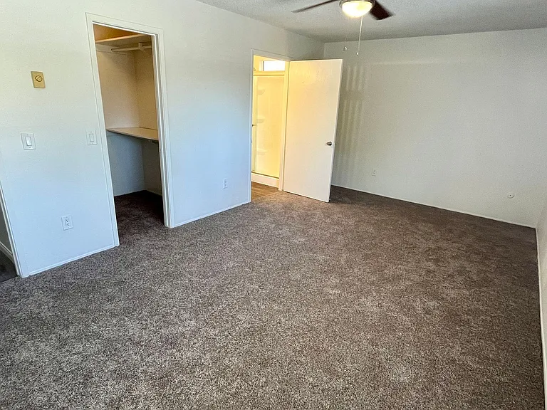 Remodeled 3 Bed/ 2 Bath Clairemont Mesa — Photo 14