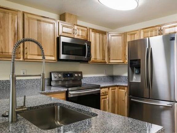 4th image of 2765 SW Umatilla Ct