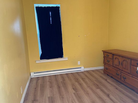 5th image of 470 Ferry Ave #1