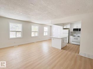 20 Hunt Rd NW, Edmonton, AB T5A4C4