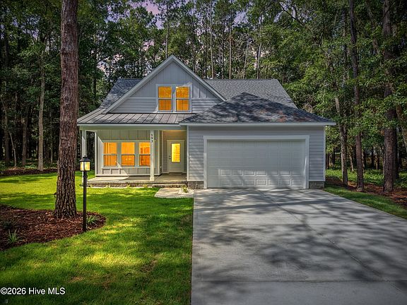 4th image of 593 Folly Drive