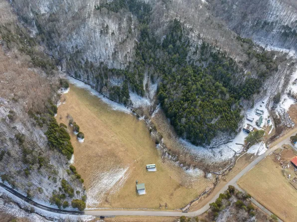 1341 Brush Creek Rd, Burkesville, KY 42717