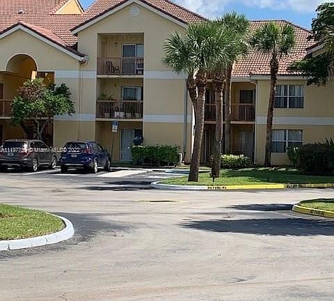 2nd image of 7620 Westwood Dr APT 207