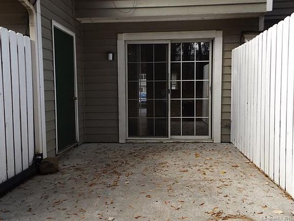 4th image of 304 Heritage Pkwy