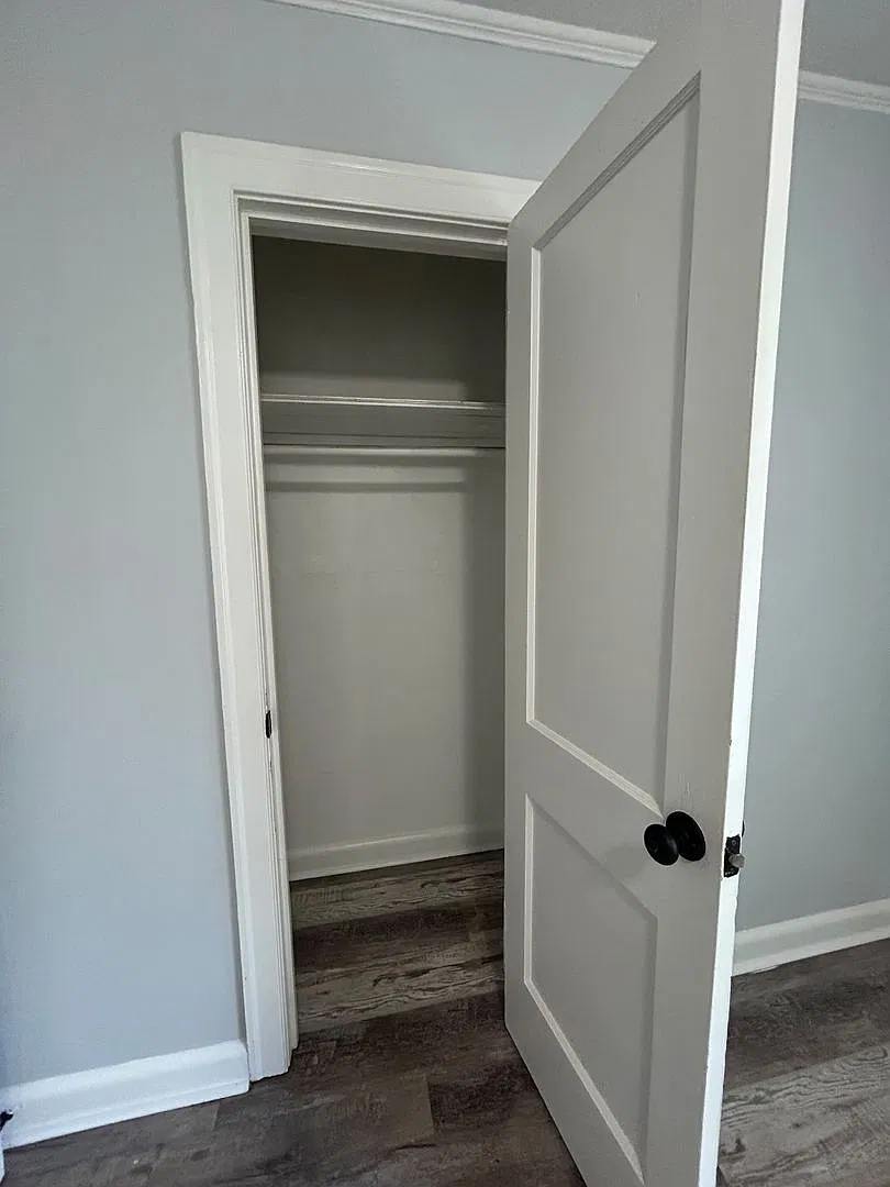 Newly remodeled 2 bedroom 1 bath home. Don't wait it won't last long — Photo 4