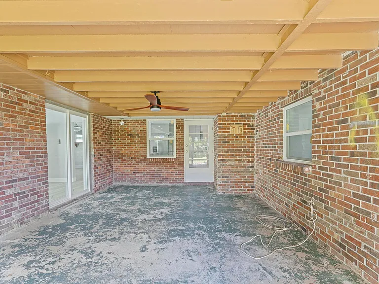 534 E Del Monte Ave — Photo 39