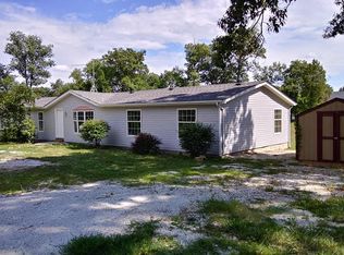 7 Corral Ln, Villa Ridge, MO 63089