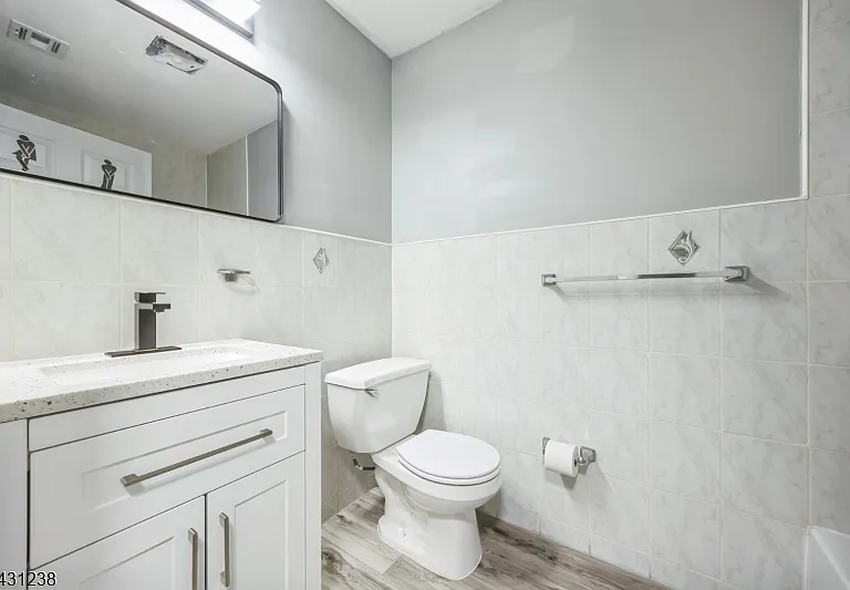 708 Ocean Ave #1 — Photo 7