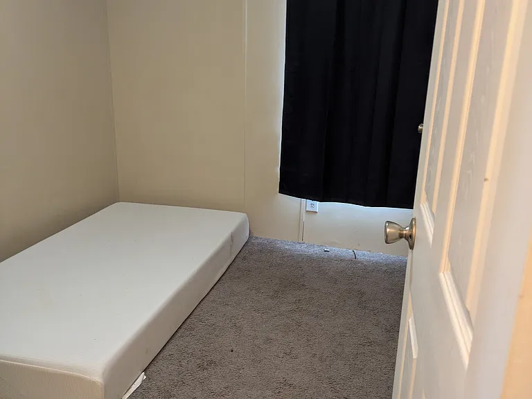 203 E Lincoln St #4 — Photo 11
