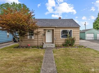 2932 Washington Way, Longview, WA 98632