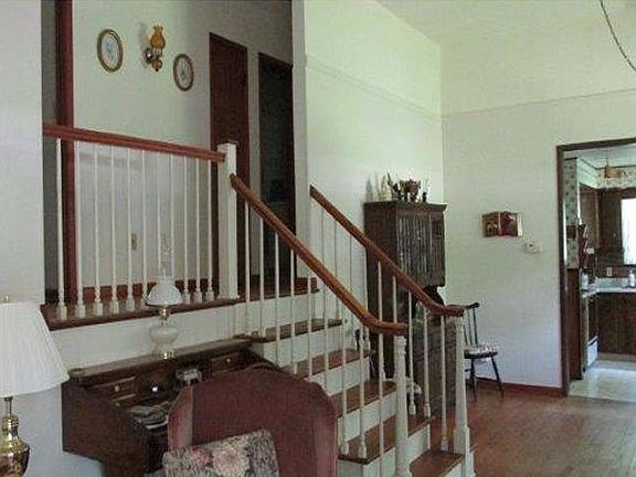 3rd image of 42 W Fairmount Ave