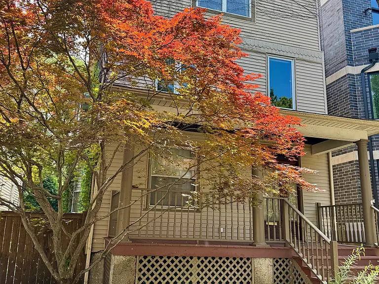 1843 W Waveland Ave #2 — Photo 1