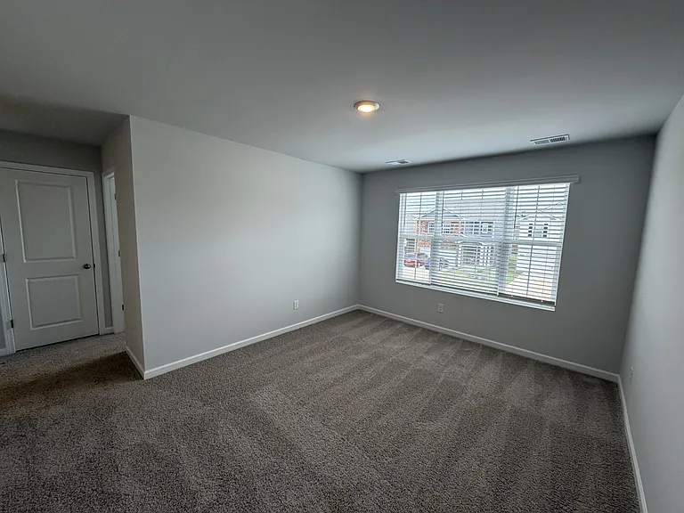 4913 Mowbray Way — Photo 17