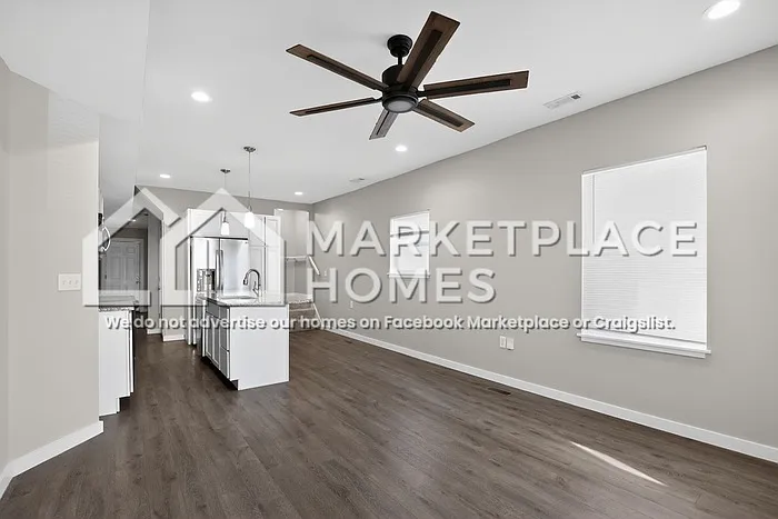 2 bed, 1.0 bath, 1008 sqft, $1,385 — Photo 4