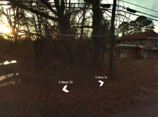 408 S Main St #4, Holly Springs, NC 27540