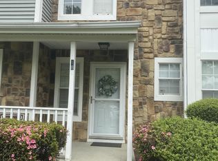 18 Stirrup Ct, Tinton Falls, NJ 07753