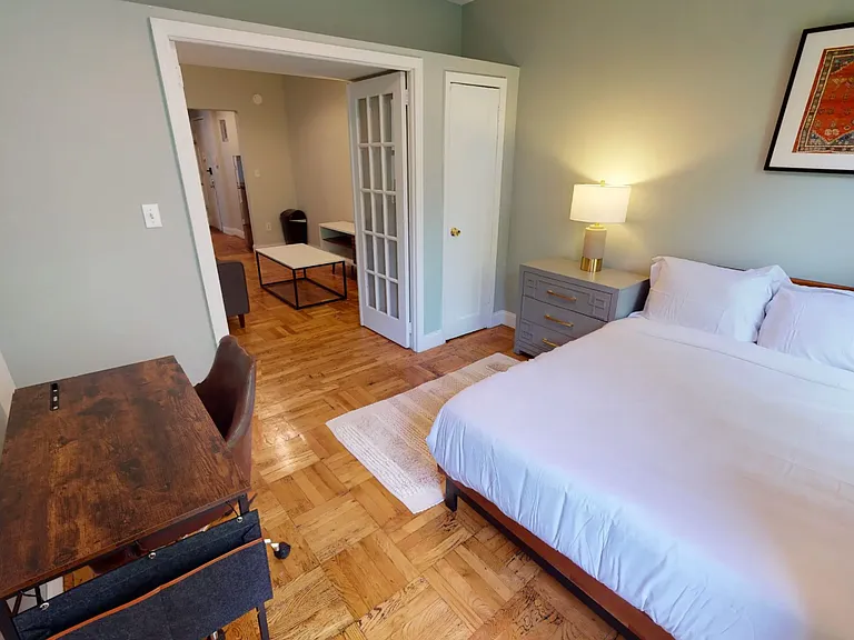 715 E 5th St #3C — Photo 6