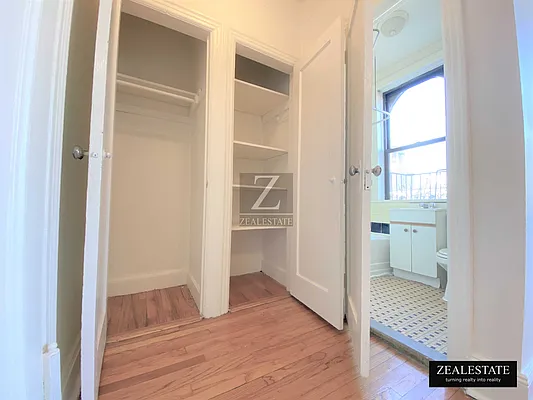 Rented by ZealEstate Group Inc | media 22