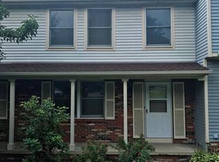 31 Quaker Ridge Dr, Akron, OH 44313