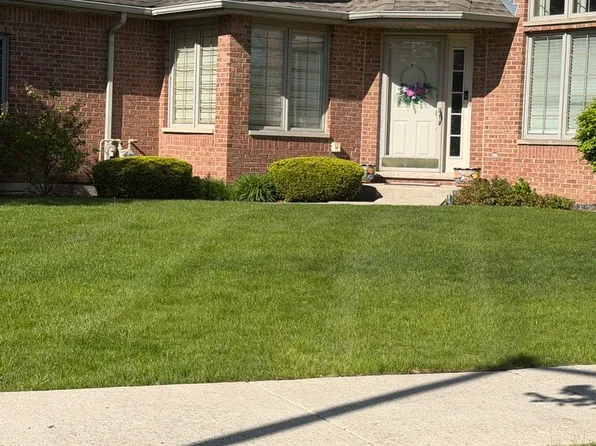 6723 Pondview Dr, Tinley Park, IL 60477