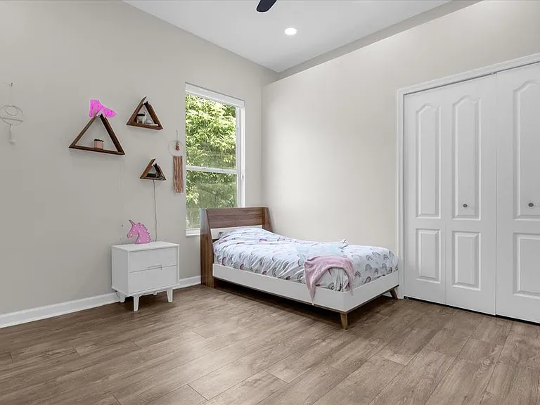 10175 Cove Lake Dr — Photo 30