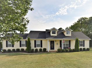 3059 Ashes Creek Ln, Bloomfield, KY 40008