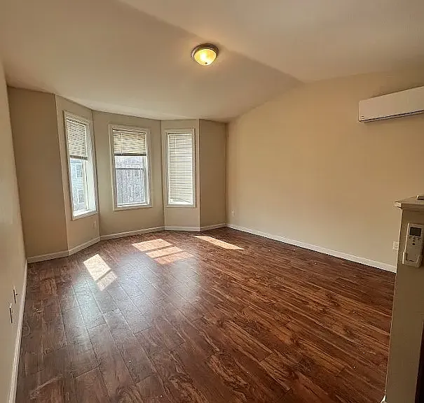 Sanford Pointe — Photo 10