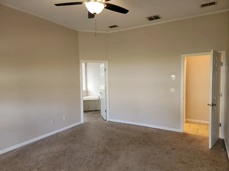 6319 Endelstow Ln — Photo 21